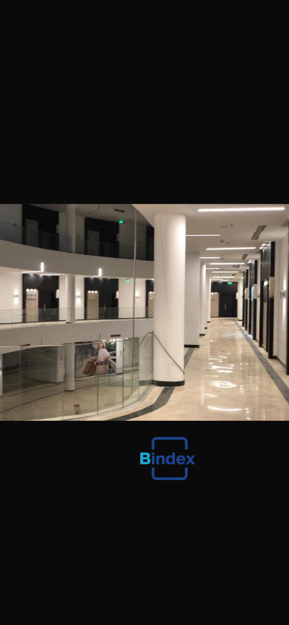 مكتب للايجار في Centro mall 