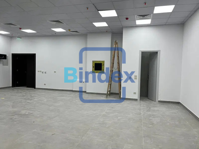 مكتب إداري للإيجار متشطب بالتكييفات في EDNC