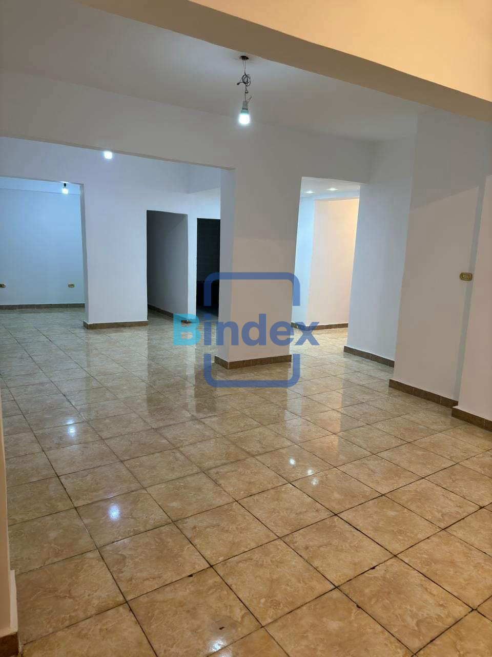 مقر اداري للايجار في ارض الجولف