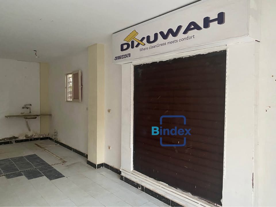 محل تجارى واسع ومميز للإيجار بالهضبة الوسطى، المقطم