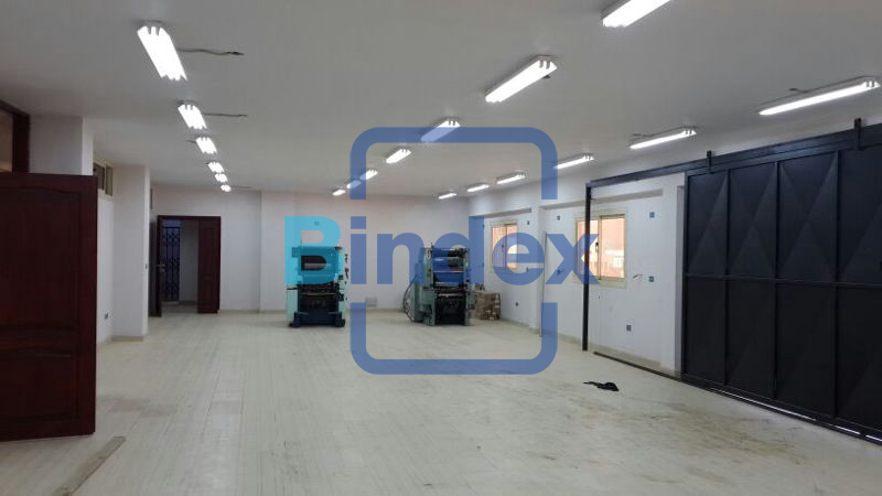 مصنع للبيع مكيف بالكامل بموقع مميز 