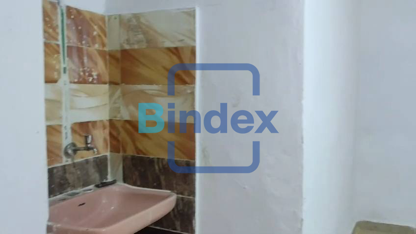 محلين للايجار بمساحات مختلفة 