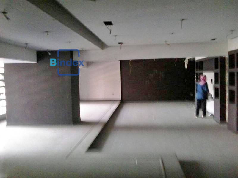 محل للايجار بالقرب من ميدان الدقى يصلح براند أو اى اغراض تجارية