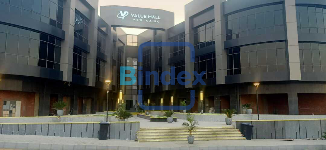 محل للبيع بمول فاليو في التجمع الخامس