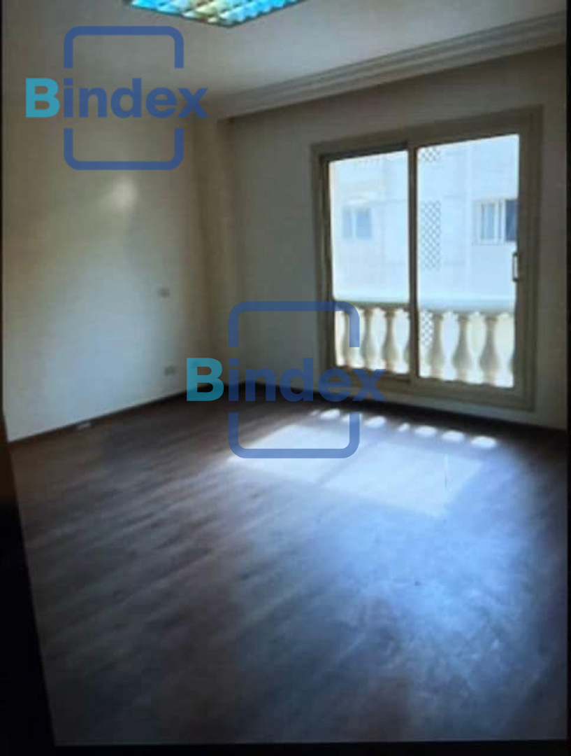 مقر اداري مرخص ومجهز للايجار 228 متر