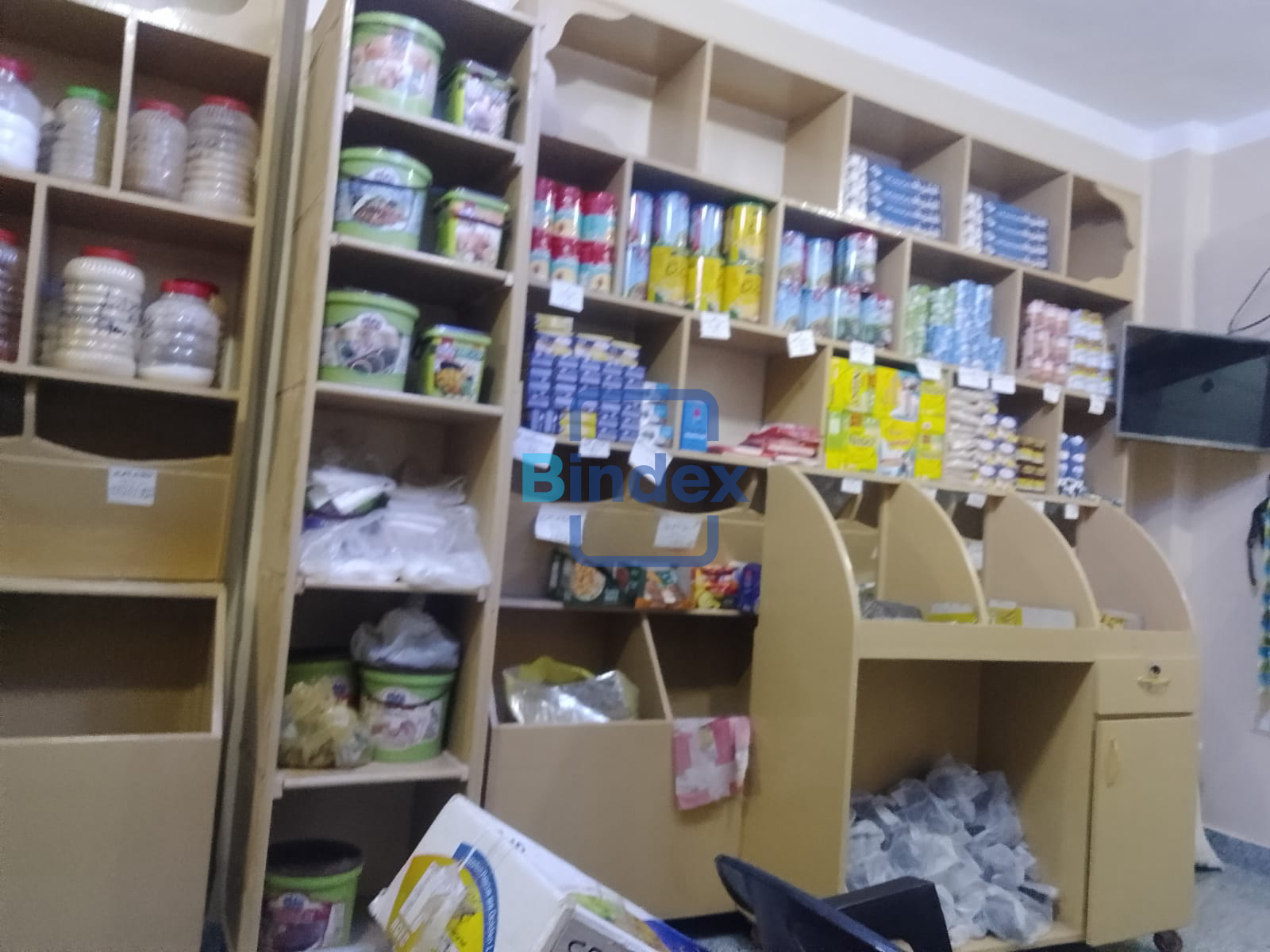 سوبر ماركت للبيع 