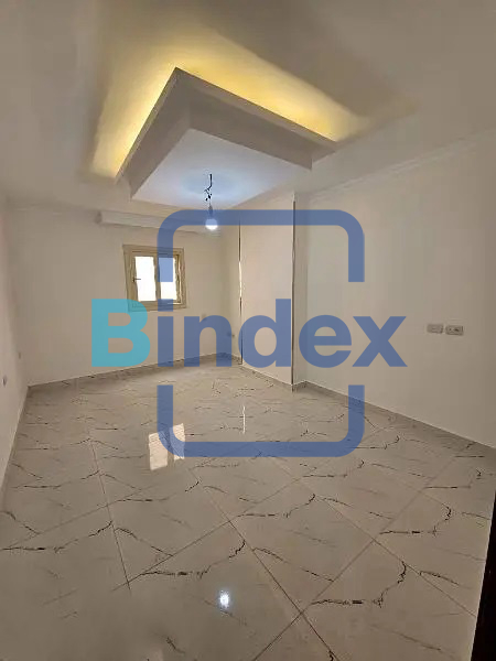 مكتب ادارى ٣٠٠ متر تشطيب الترا سوبر لوكس اول استخدام ببرج ادارى حديث