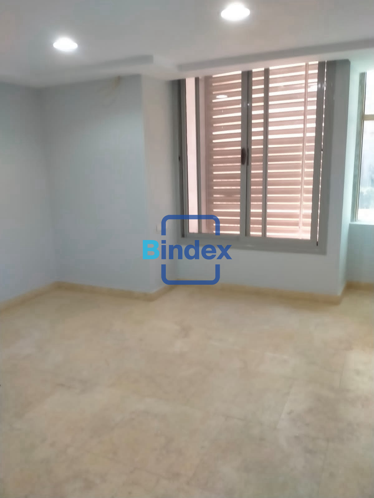 مقر ايجار فاخر شارع التحرير الرئيسي