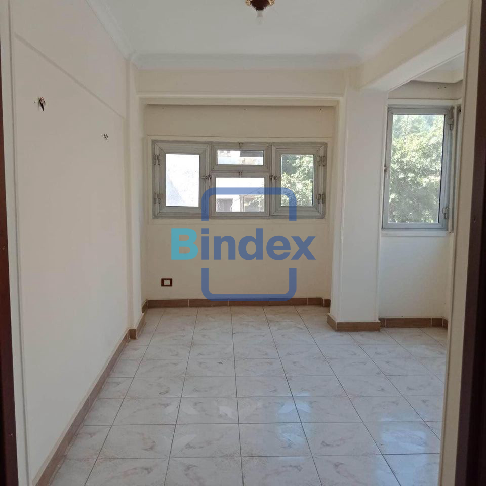 فرصة للشركات والمقرات الاداريه مكتب 150 متر للايجار بجوار جنينة مول 