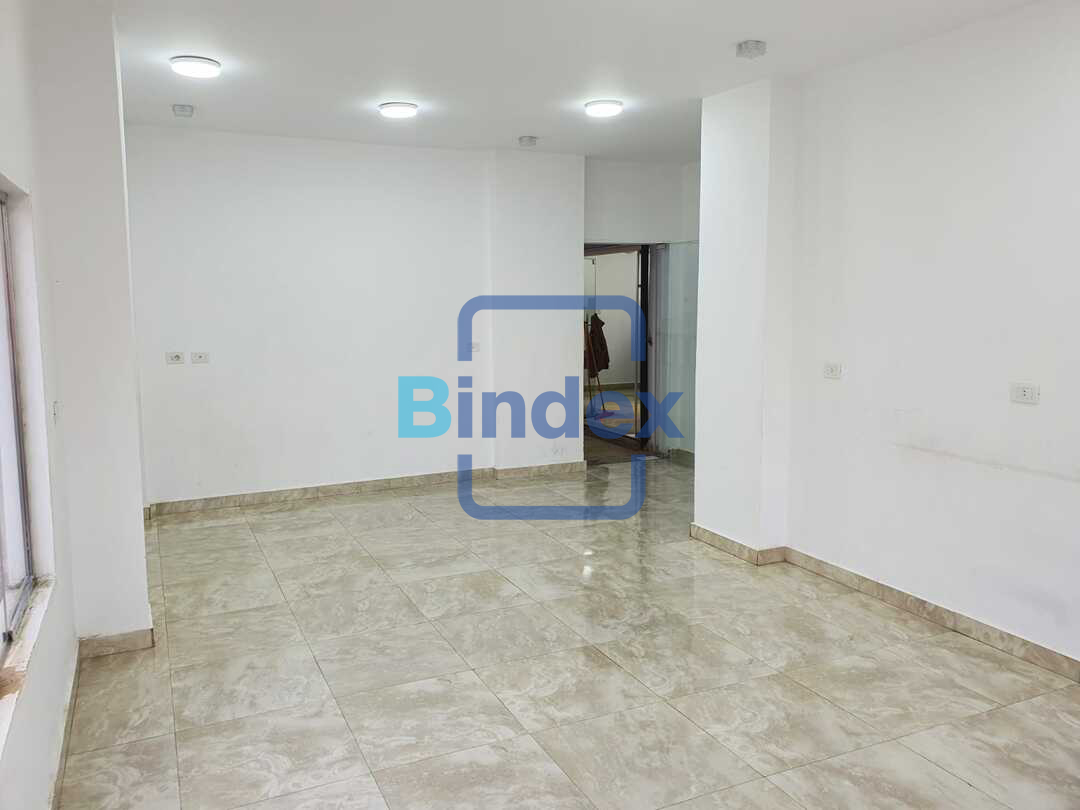 محل للايجار دور اول بالتجمع الخامس