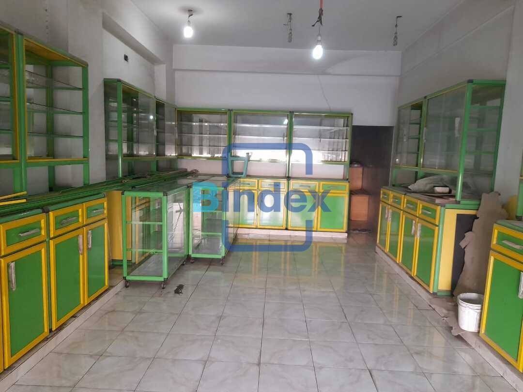 صيدليه للايجار علي طريق الاوتوستراد المعادي