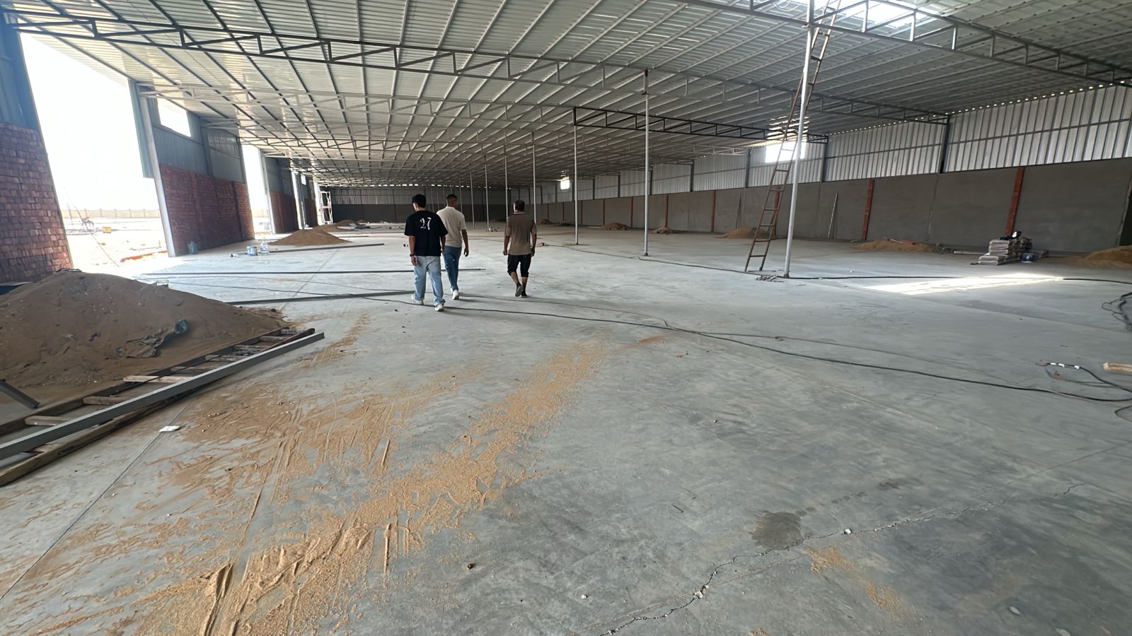 مصنع مرخص للايجار 