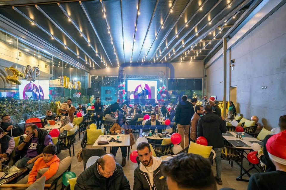 كافيه ومطعم للايجار بالشيخ زايد 