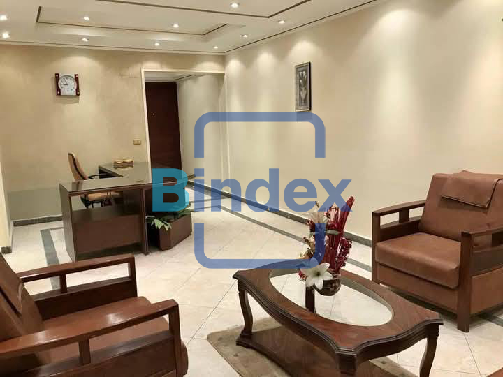 مكتب للايجار مفروش ومكيف 