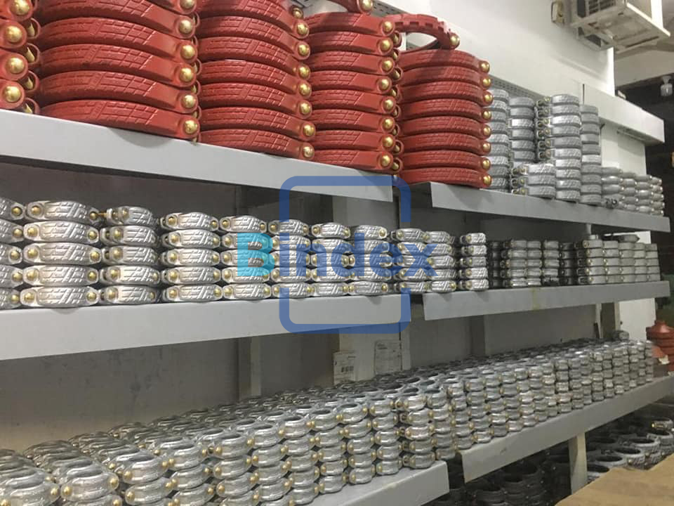 فرصه للبيع مشروع إستثماري ضخم - تجارة المواسير ولوازمها