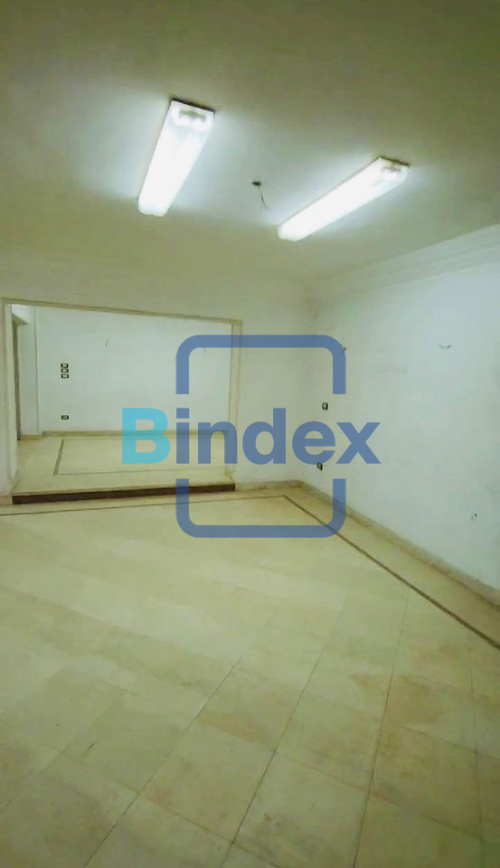 مقر ادارى فى مدينه مصر مساحه كبيره ٦٠٠ متر