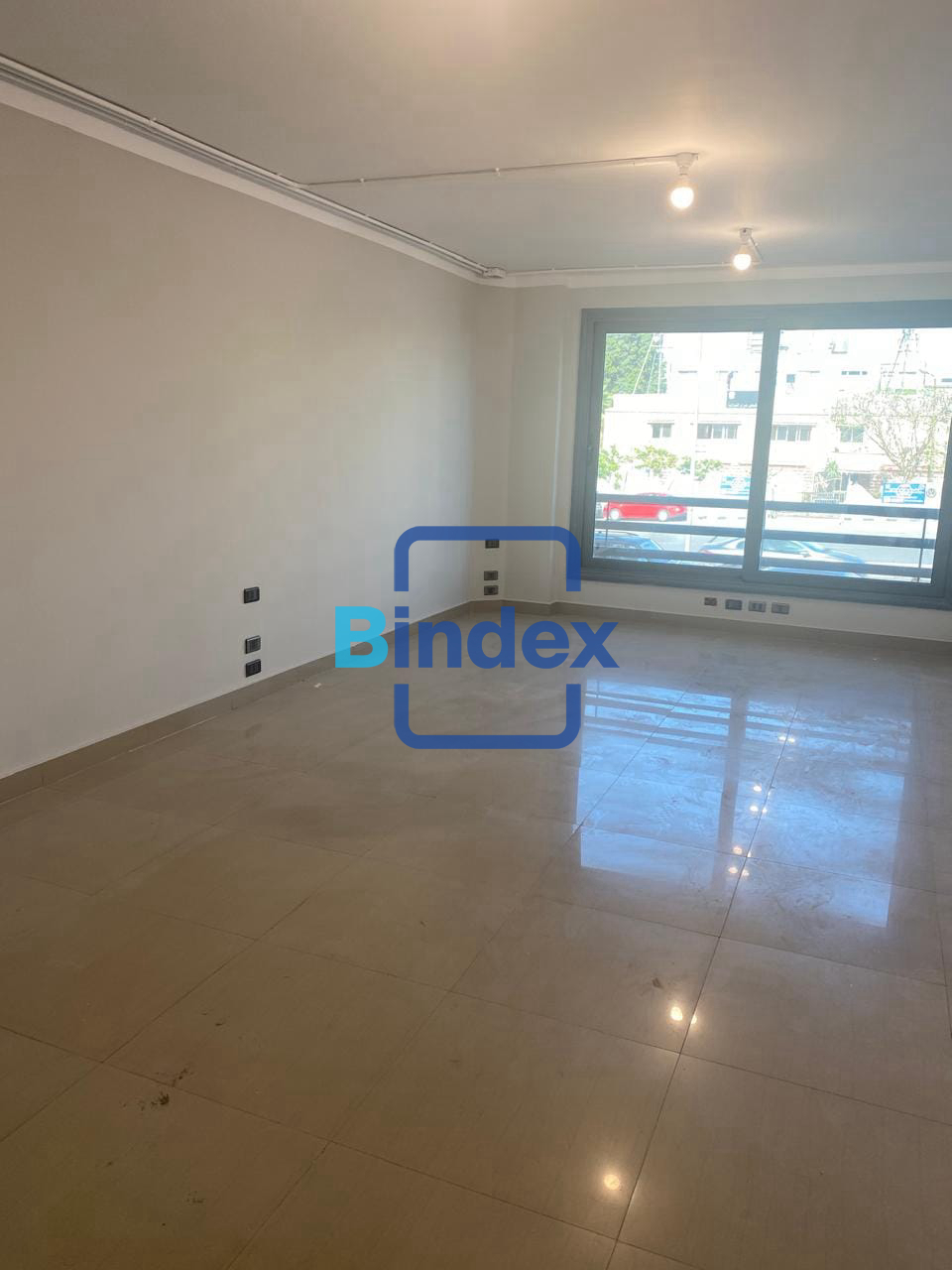 مقر اداري للبيع 200 متر 