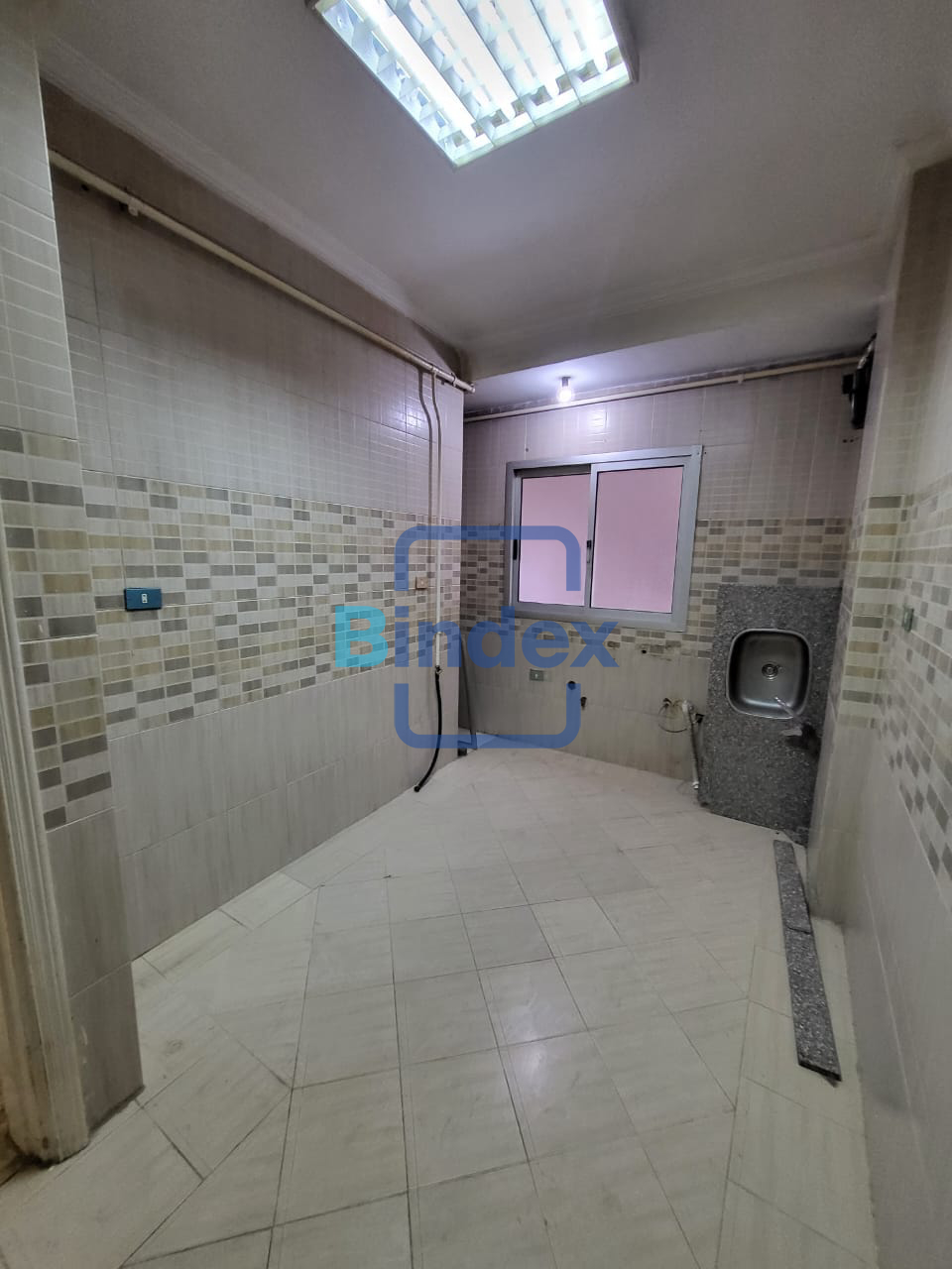 مقر اداري دور كامل للبيع في مصر الجديدة 