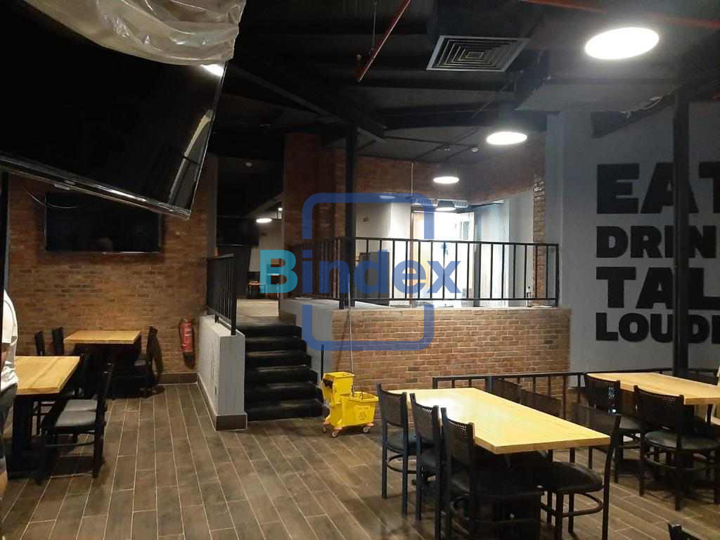 للايجار بالمعادي مطعم وكافيه سياحي 