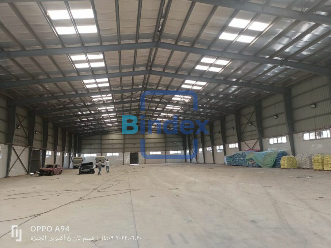 مصنع مرخص للايجار علي مساحه 7000 متر 