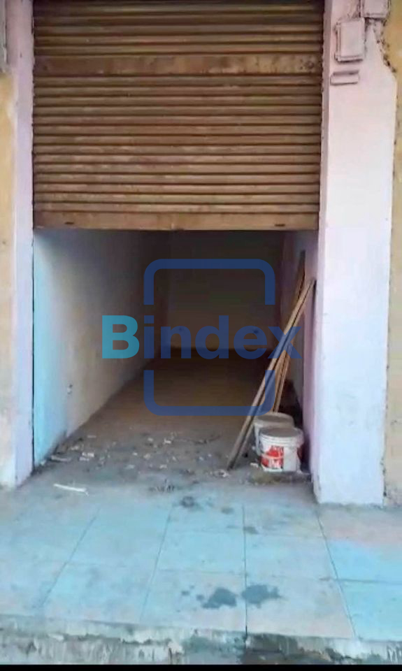 محل للبيع داخل مول الزعفران بجانب جامعه عين شمس - العباسيه