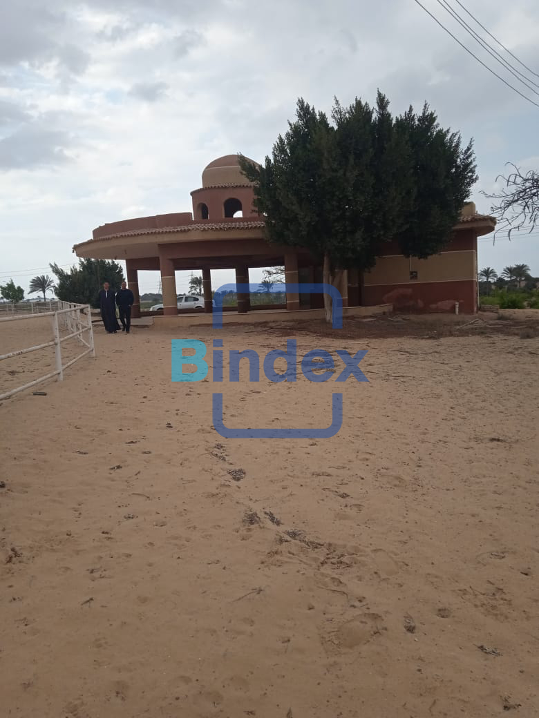 مزرعه للبيع بطريق مصر اسكندرية 