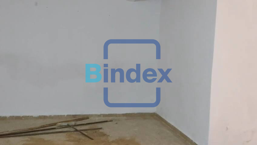 محلين للايجار بمساحات مختلفة 