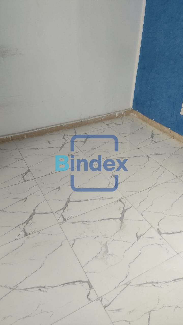 للإيجار مكتب إدارى مطل على ميدان الجيزة بموقع متميز جداً 