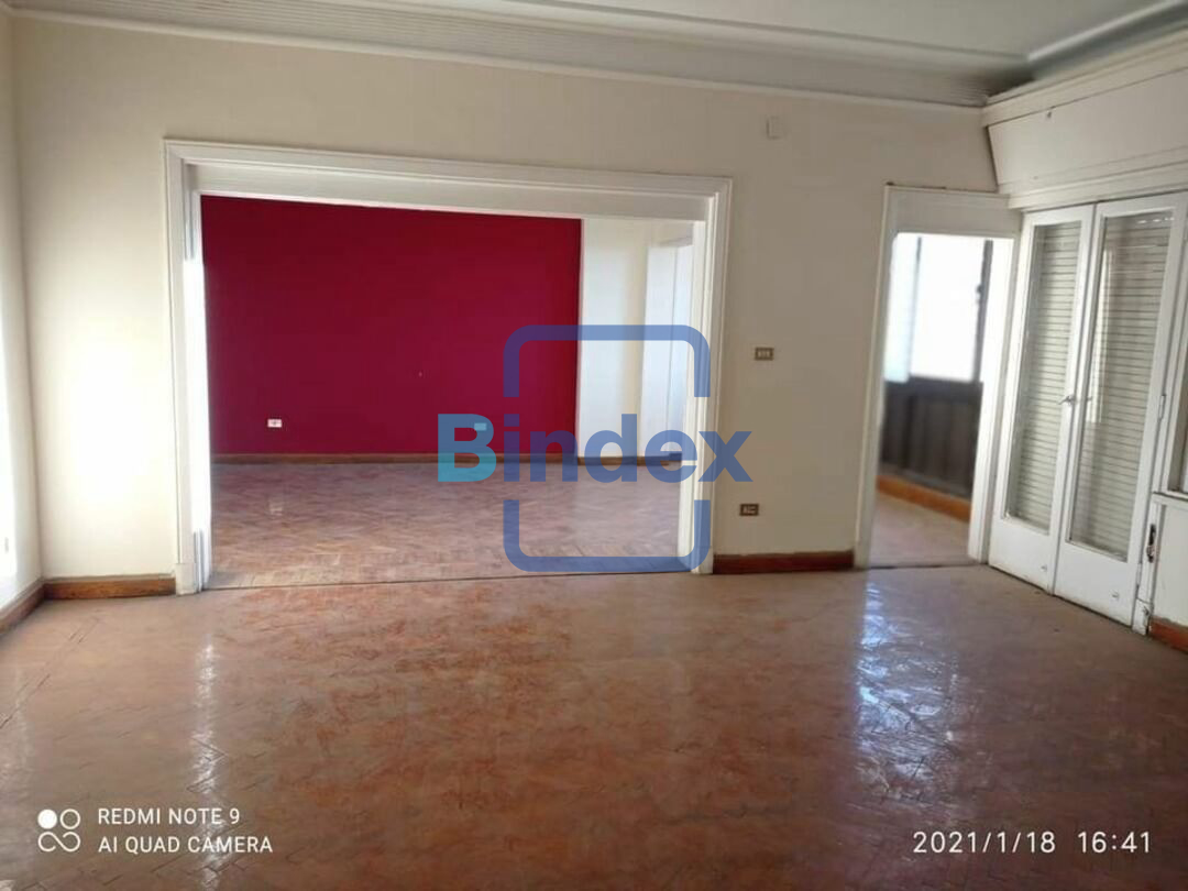 مقر اداري بشارع مراد الرئيسي للايجار يصلح لجميع الانشطة 