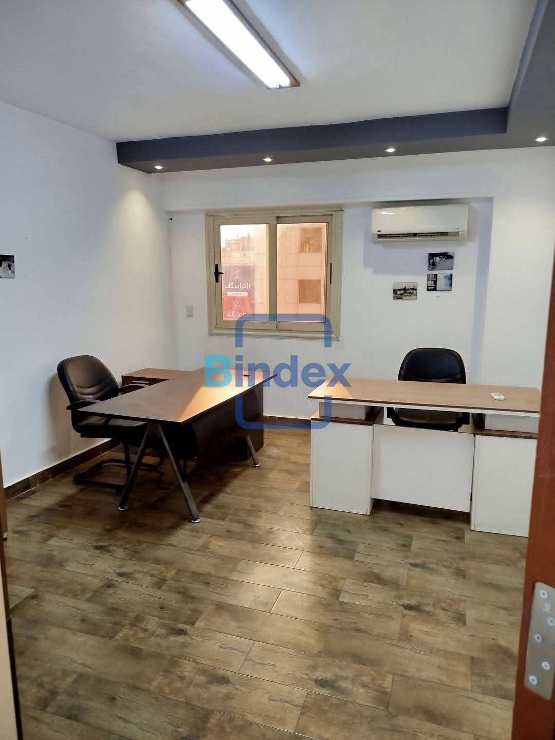 مكتب للايجار بشارع التحرير الرئيسي 