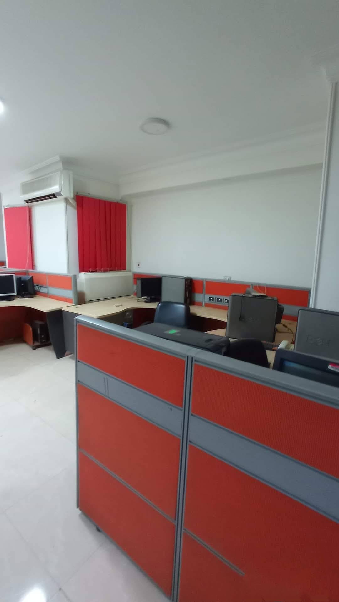 مكتب اداري للايجار 180 متر 