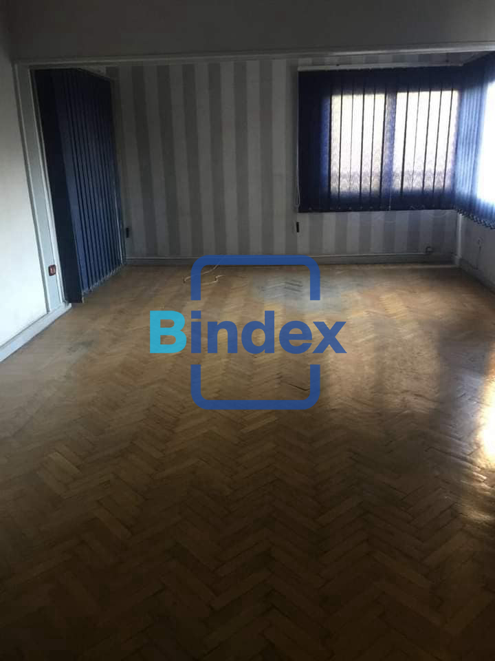 مقر اداري للايجار 180 متر 