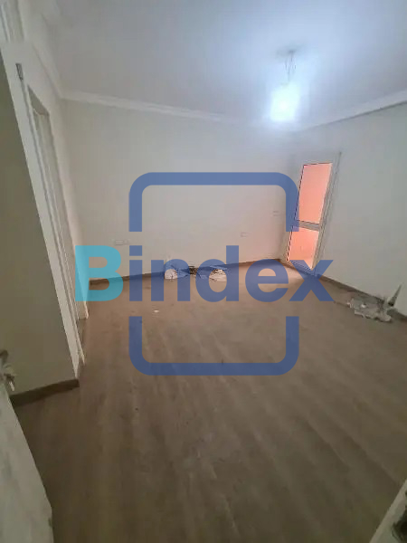 مكتب مرخص ادارى ٣٥٠ متر مكيف تكيفات مركزية تشطيب سوبر لوكس