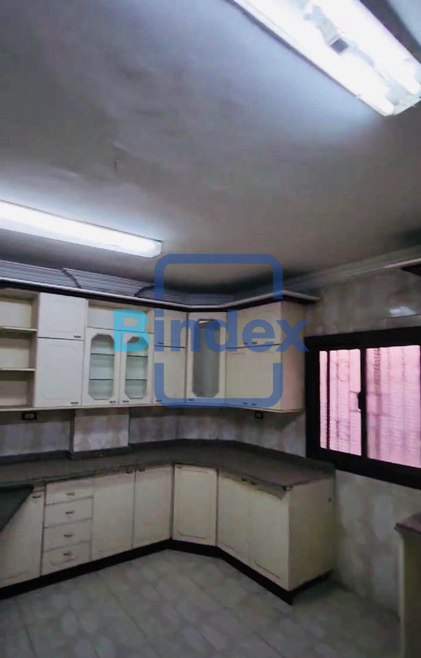 مقر ادارى فى مدينه مصر مساحه كبيره ٦٠٠ متر