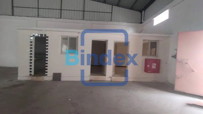 مصنع مساحه 2500 متر مسجل عقد ازرق