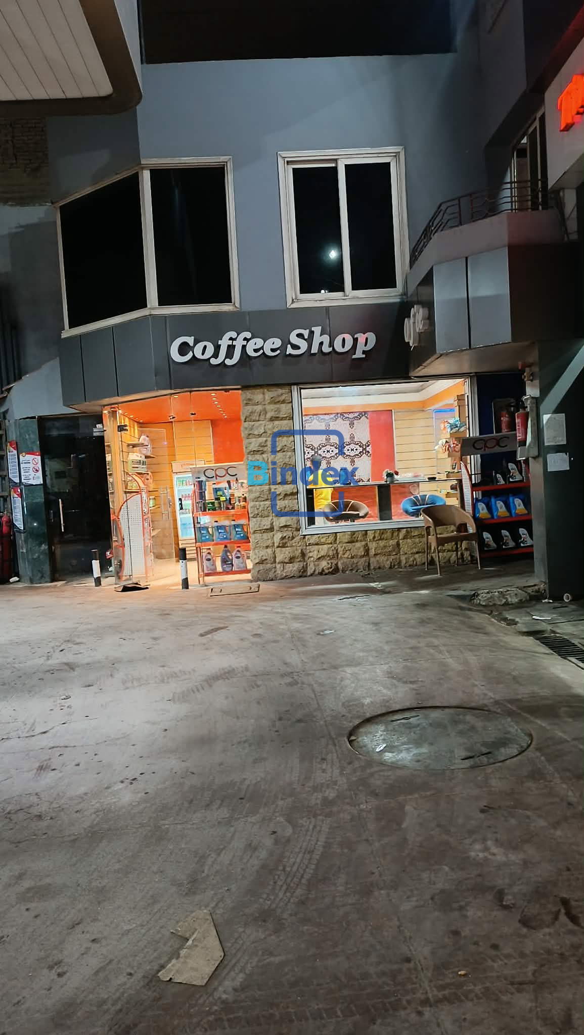 محل للايجار داخل بنزينة 
