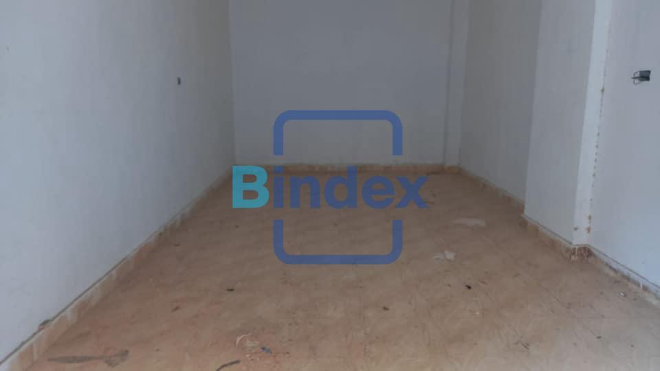 محل للايجار بالمقطم 