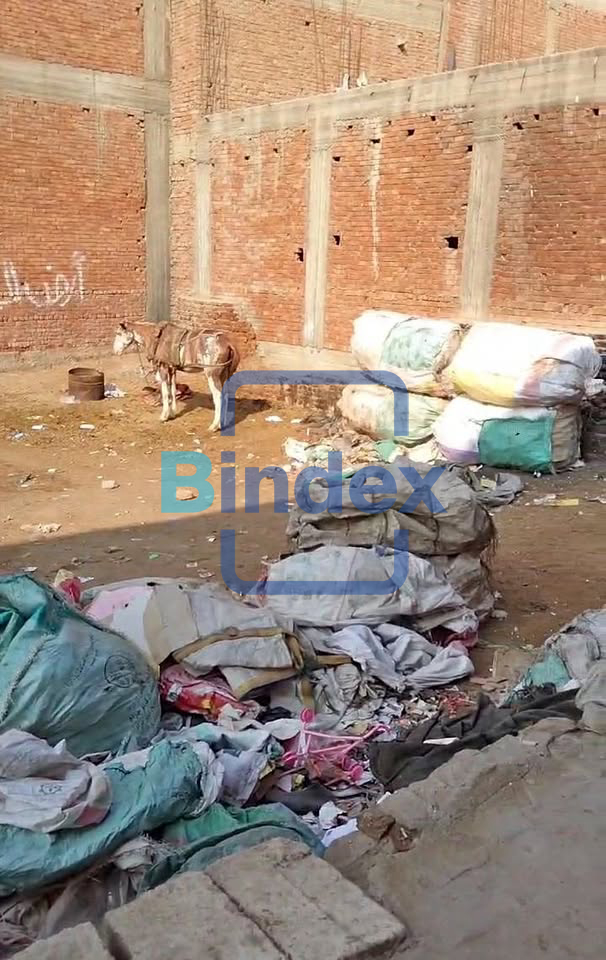 ارض للبيع ١٥٠ متر علي ناصيتين مرافق كامله