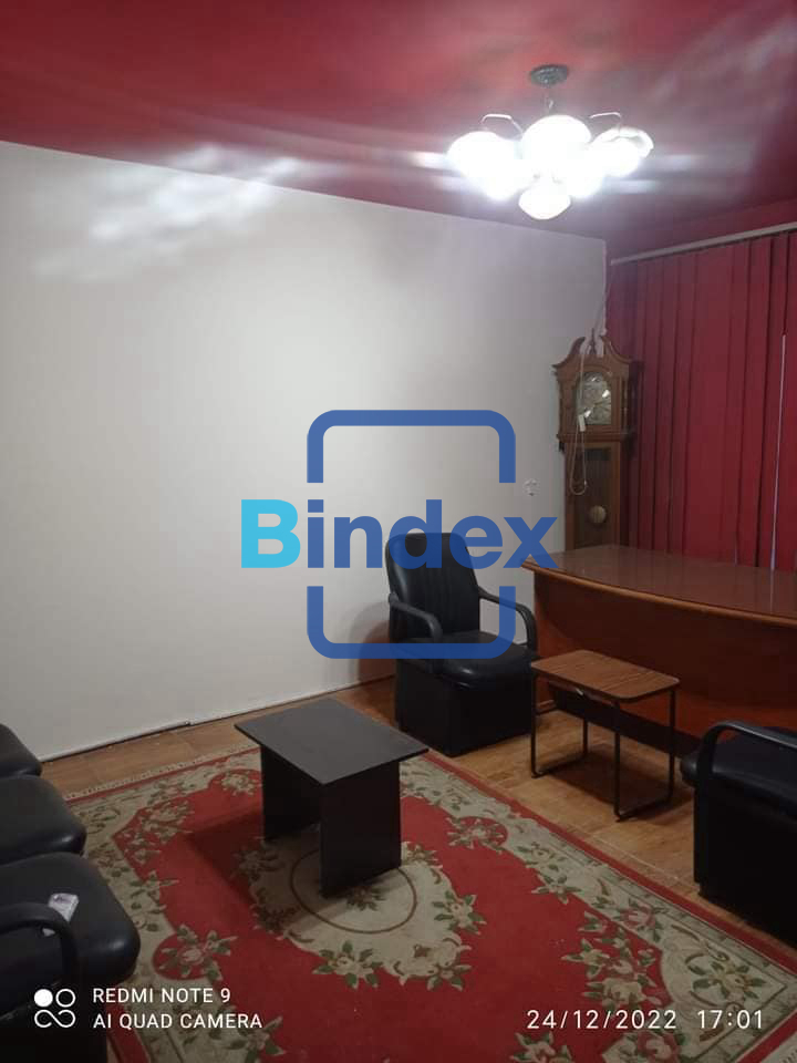 مكتب 180 متر للايجار 