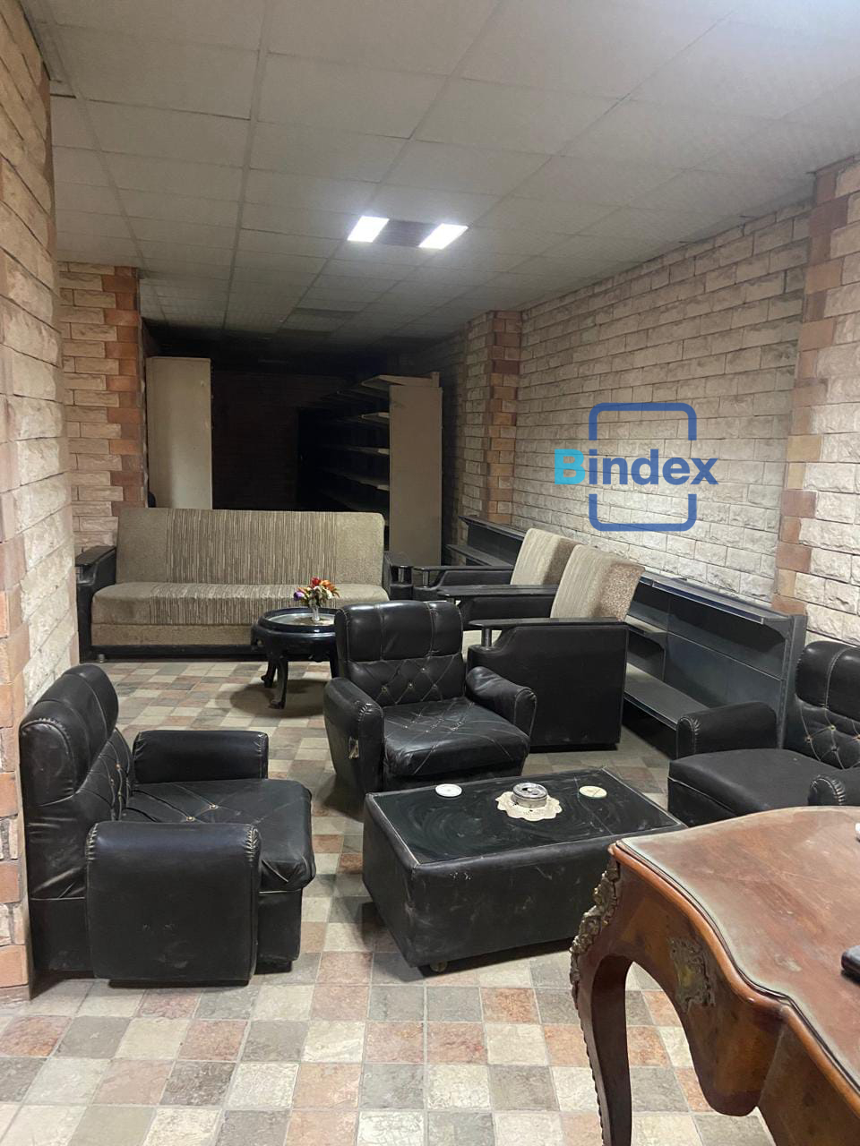 فرصة للايجار بميدان الالف مسكن 