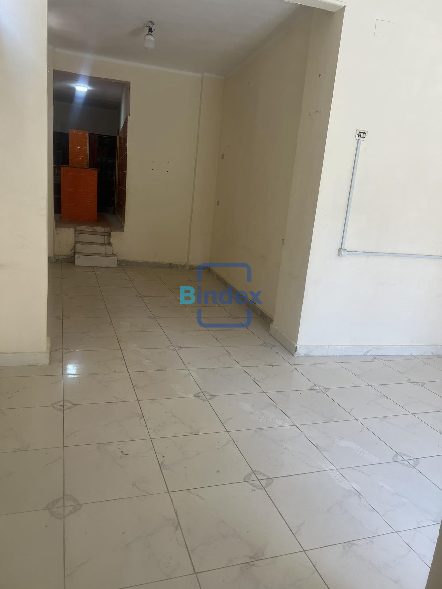 للبيع او الايجار محل بالزيتون بموقع مميز