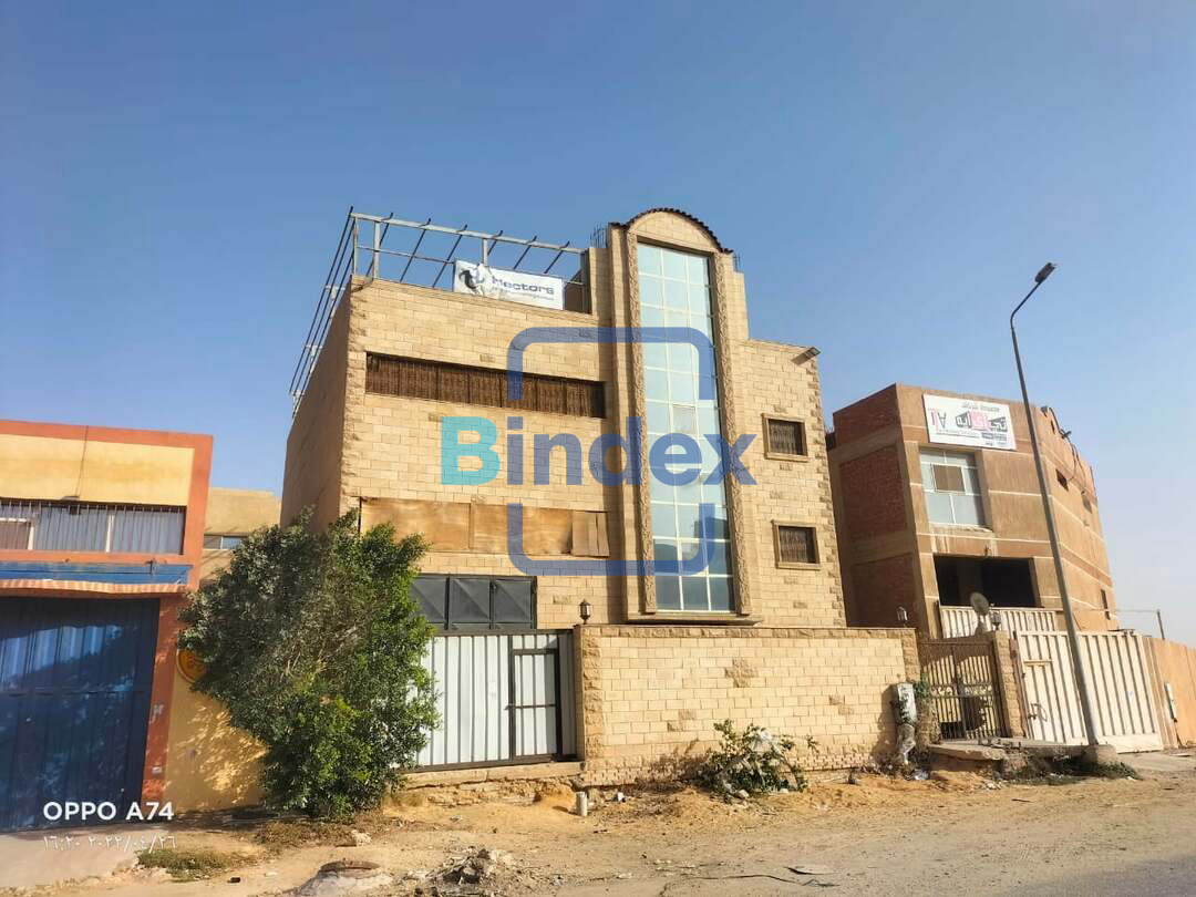 مصنع ملابس دورين للايجار ويصلح لاي نشاط اخر 