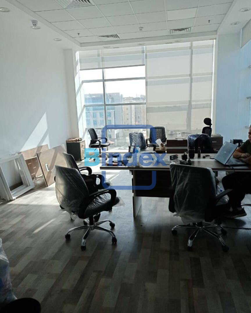 مقر اداري للايجار 65 متر علي شارع التسعين الجنوبي 