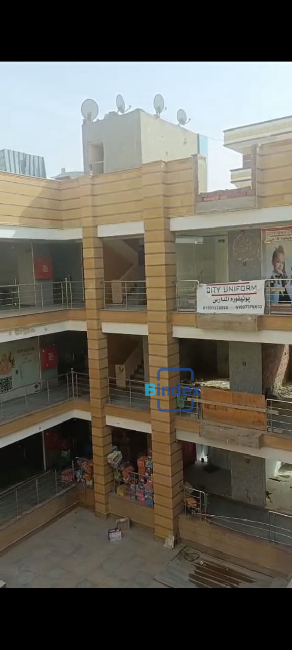محل للايجار بمول جاردينيا بمدينة العبور 