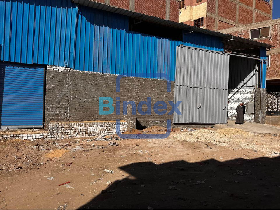 ‏مخزن علي مساحة 1000 متر للإيجار مكون من مبنى إداري دورين