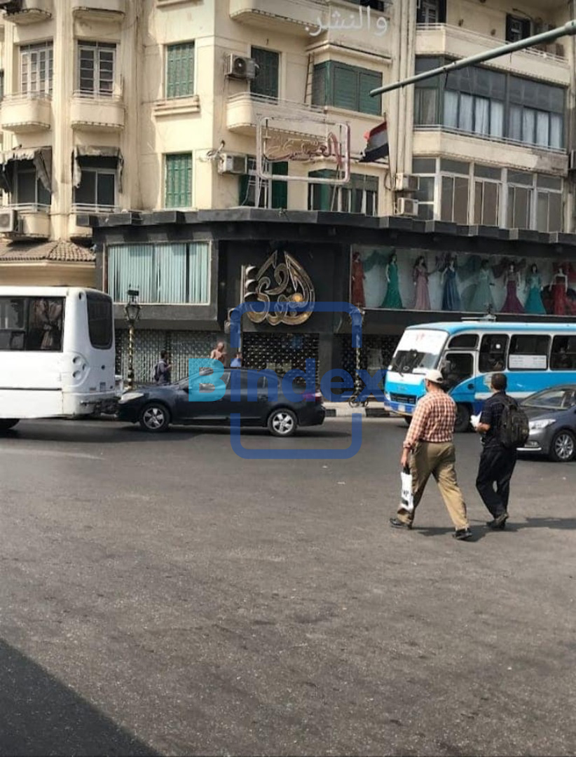 فرصه مميزه محل للبيع او الايجار بموقع مميز في روكسي 
