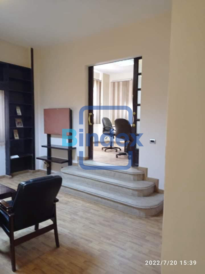 مكتب للايجار بمدخل مستقل بالهرم 