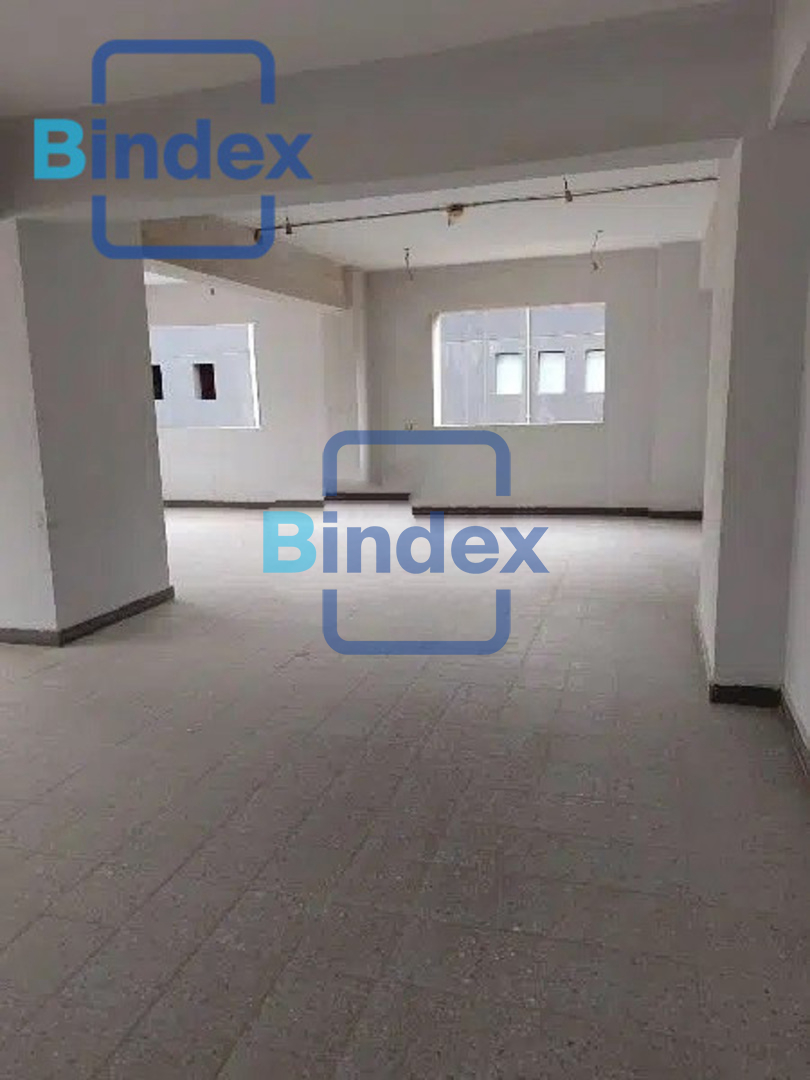 للايجار دور كامل 800 متر في المنطقة الصناعية التجمع الثالث