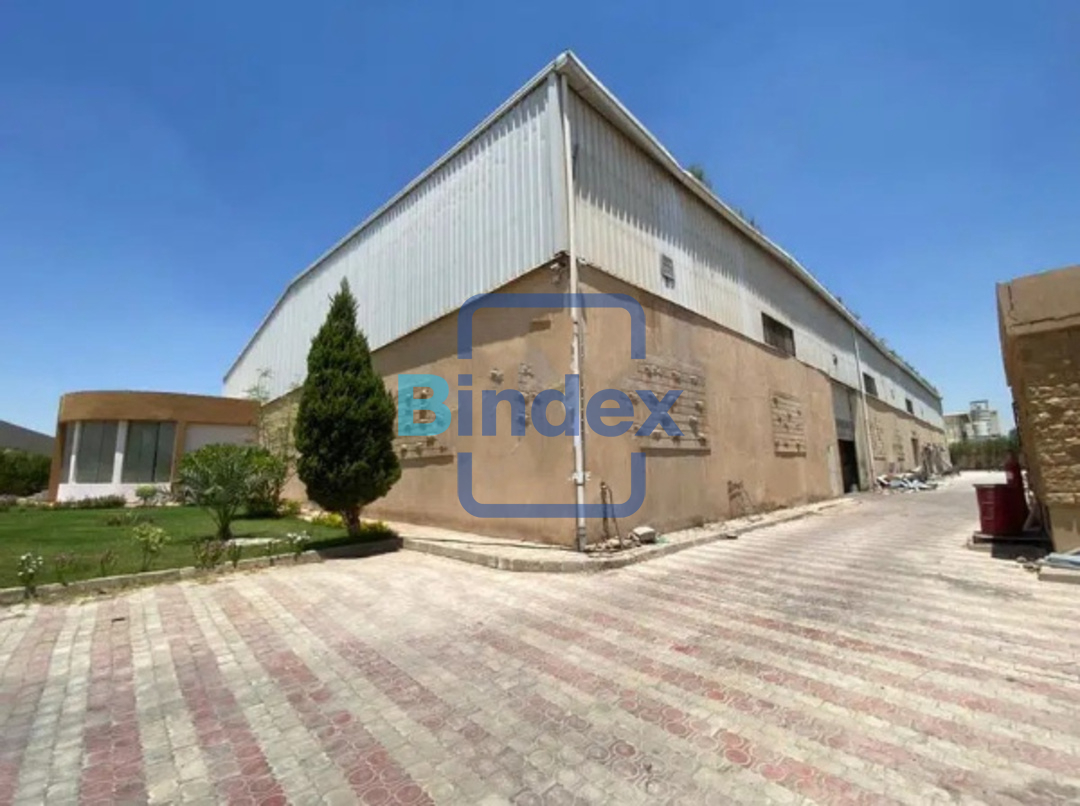 مخزن للايجار 2400 متر بالقاهرة الجديدة