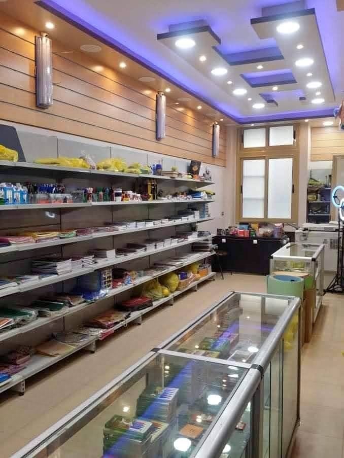 محل للبيع او الايجار في مساكن شيراتون